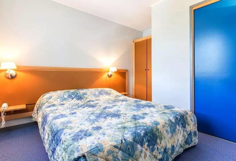 Logis Hotel Restaurant Le Cygne