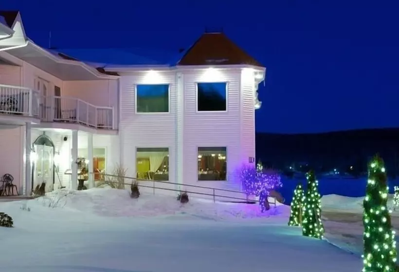 Hotelli Manoir Du Lac William