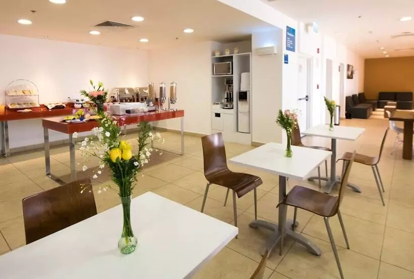 Hotelli Mision Express Salamanca