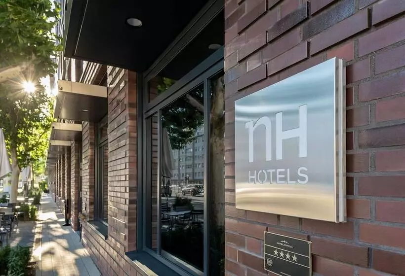 Hotelli NH Mannheim