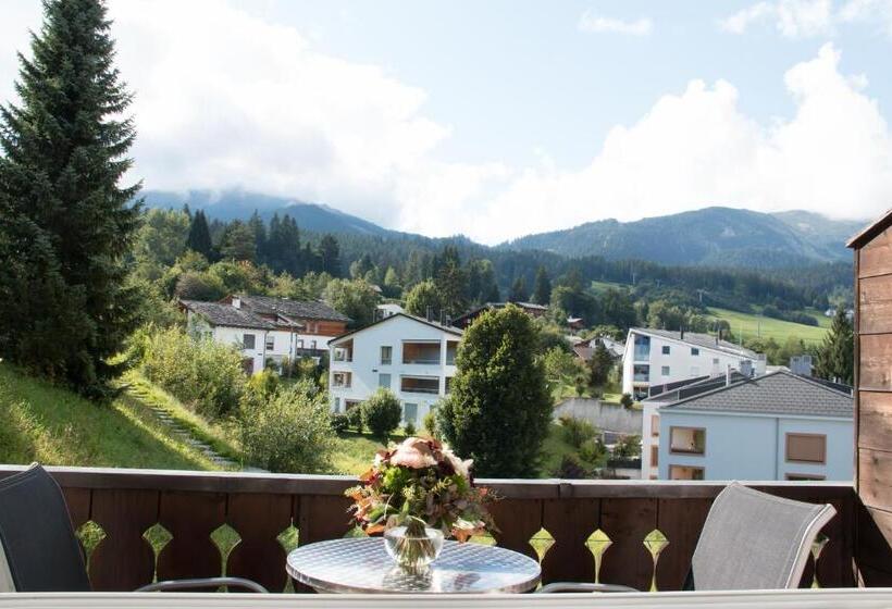 هتل Restaurant Chesa