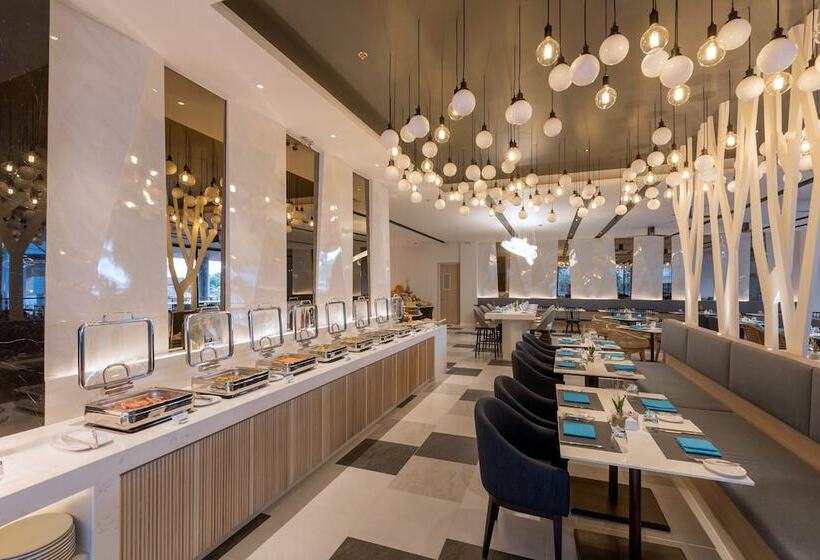 Hotel The Nature Phuket Sha Extra Plus