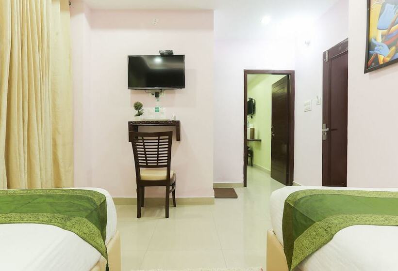 בית מלון כפרי Treebo Roshan House With Valley View