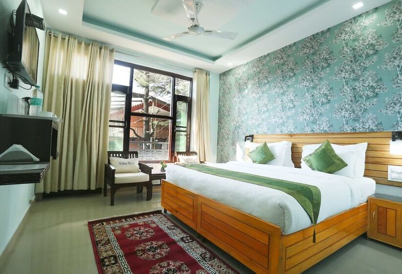 בית מלון כפרי Treebo Roshan House With Valley View