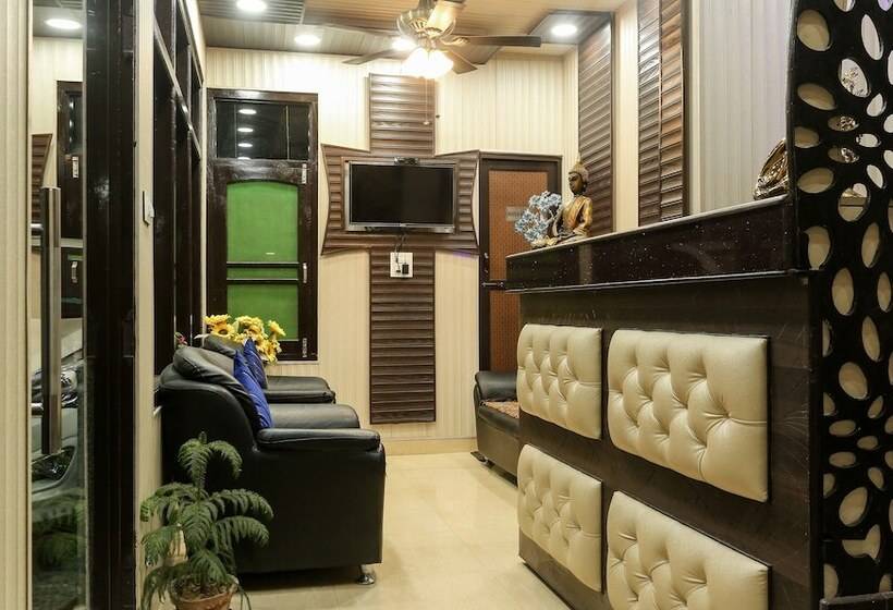 בית מלון כפרי Treebo Roshan House With Valley View