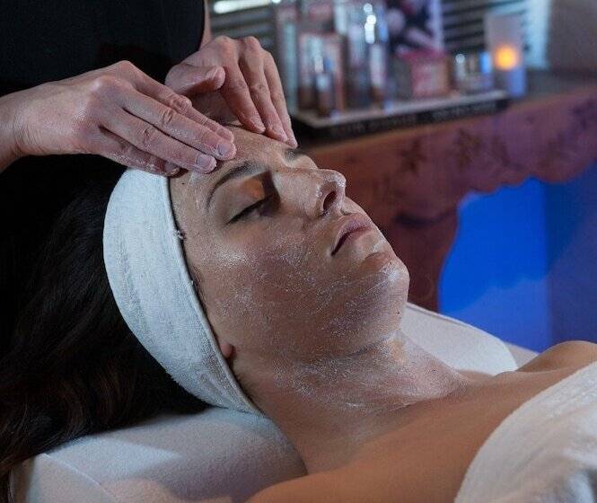 Logis Hotel et Spa Le Christiania