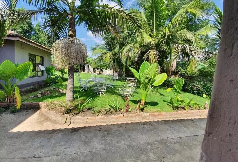 پانسیون The Palace Guest House