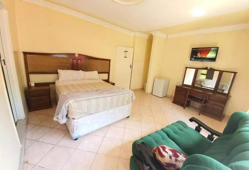 پانسیون The Palace Guest House