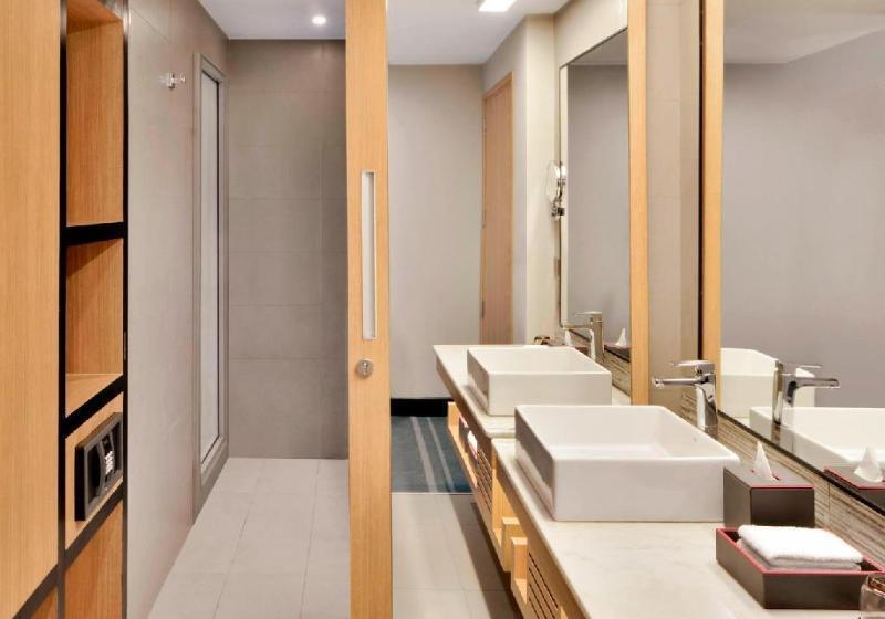 호텔 Aloft New Delhi Aerocity