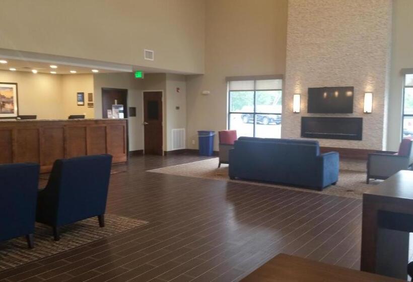 호텔 Comfort Inn White House