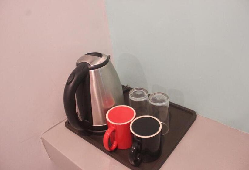 בית מלון כפרי Express Inn   Osmeña