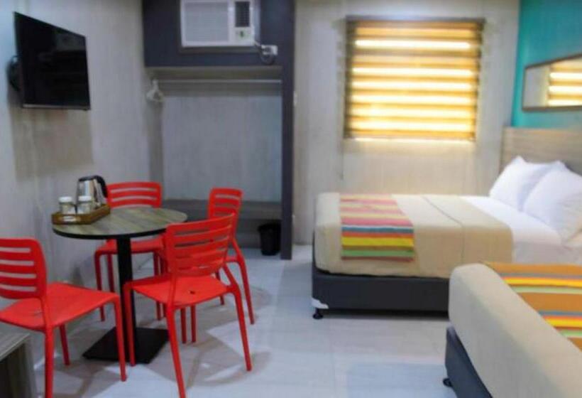 בית מלון כפרי Express Inn   Osmeña