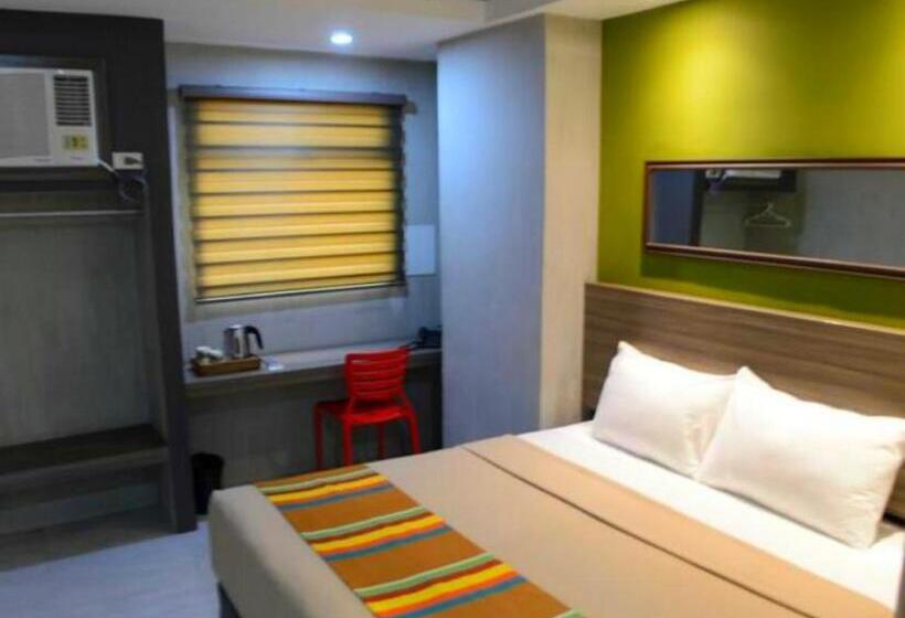 בית מלון כפרי Express Inn   Osmeña