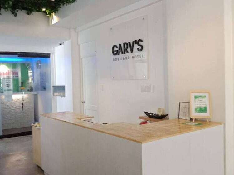 בית מלון כפרי Garv S Boutique