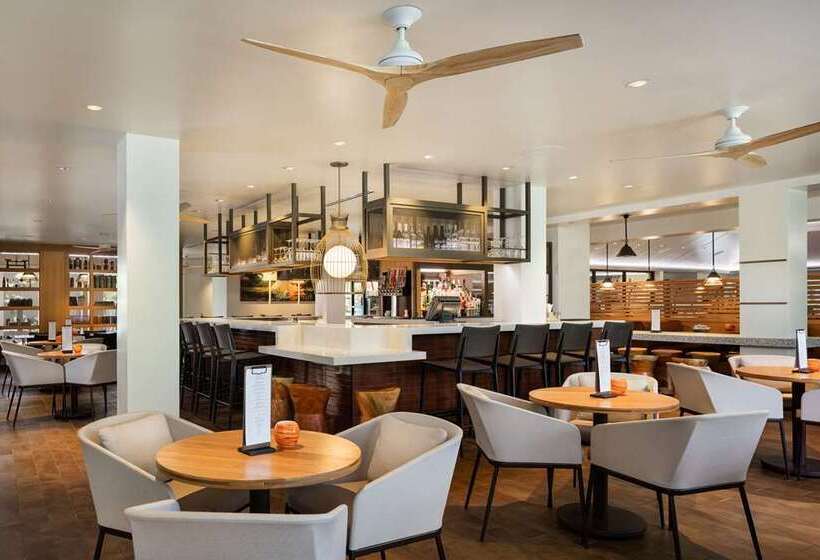 בית מלון כפרי Hilton Grand Vacations Club Ocean Tower Waikoloa Village