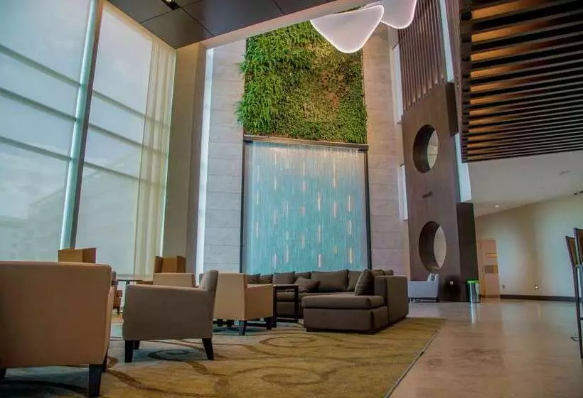 ホテル Hilton Pilar