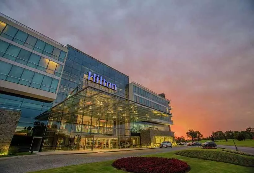 ホテル Hilton Pilar