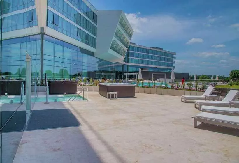 ホテル Hilton Pilar