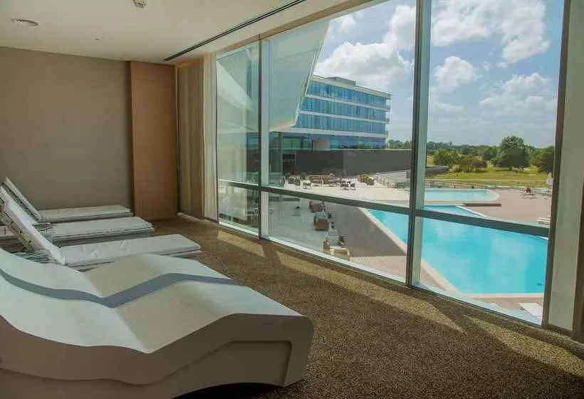 ホテル Hilton Pilar