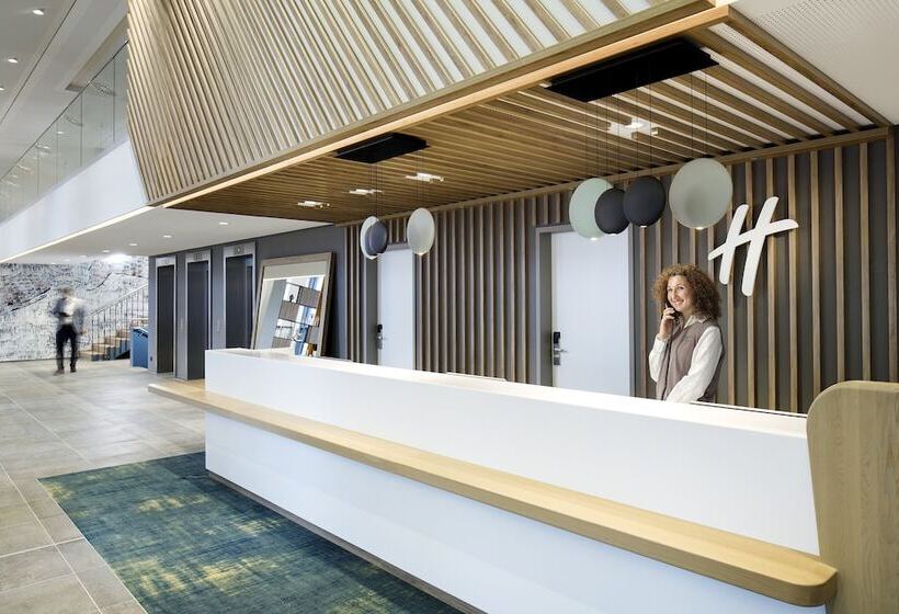 هتل Holiday Inn   Hamburg   Hafencity, An Ihg