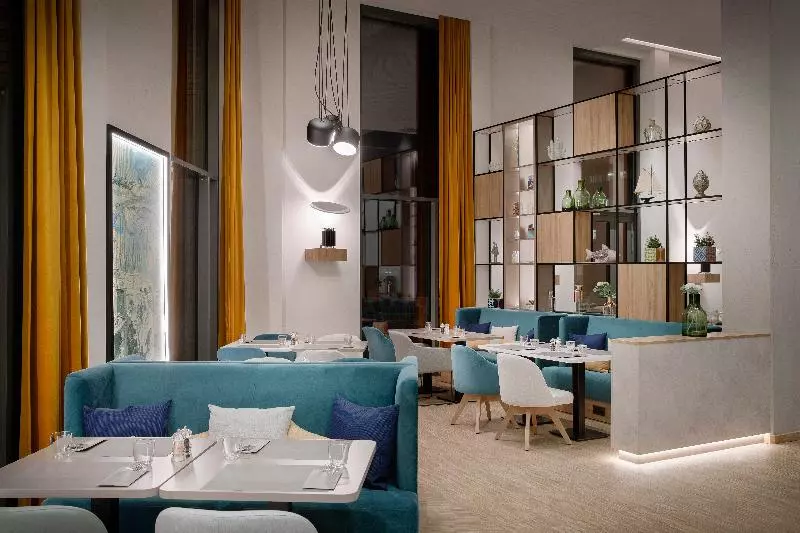 Hotelli Holiday Inn   Hamburg   Hafencity, An Ihg