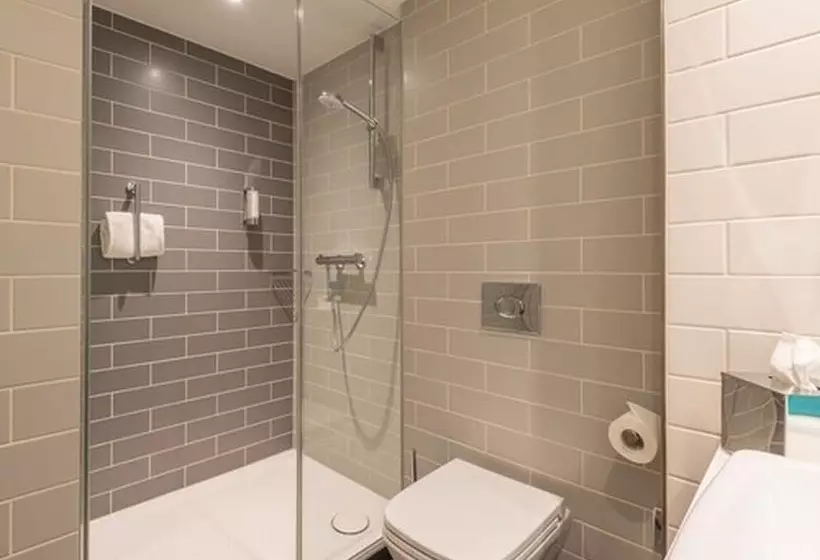 Hotelli Holiday Inn Express   Wuppertal   Hauptbahnhof, An Ihg