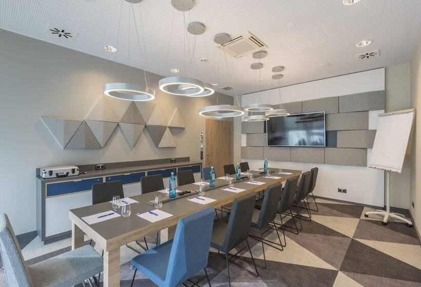 酒店 Holiday Inn Express   Wuppertal   Hauptbahnhof, An Ihg