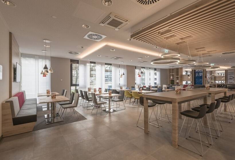 酒店 Holiday Inn Express   Wuppertal   Hauptbahnhof, An Ihg