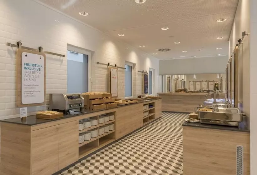 Hotelli Holiday Inn Express   Wuppertal   Hauptbahnhof, An Ihg