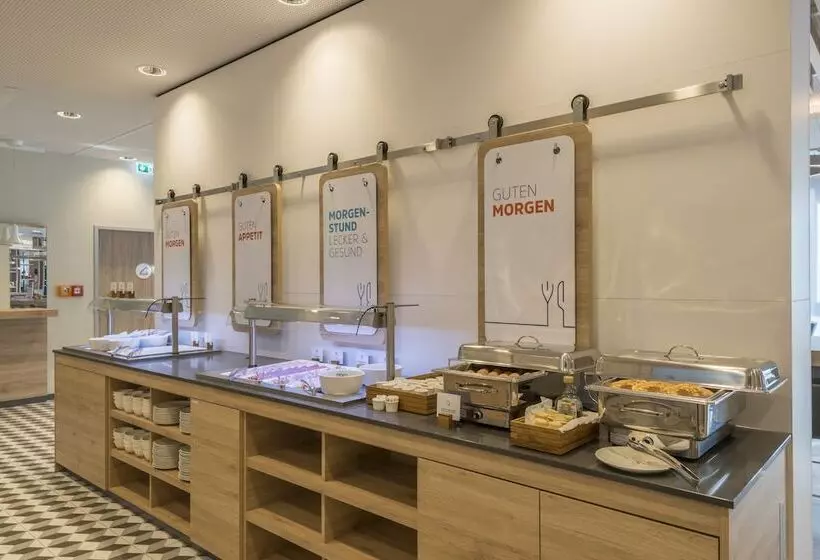 Hotelli Holiday Inn Express   Wuppertal   Hauptbahnhof, An Ihg