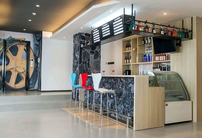 ホテル Ibis Chengdu Temple Of Marquis