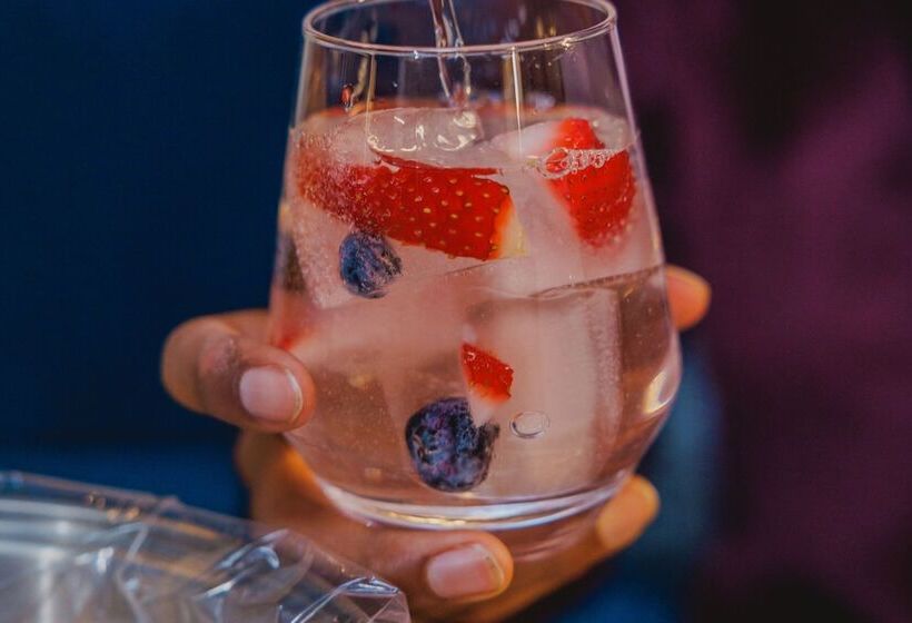 فندق Jw Marriott Edmonton Ice District