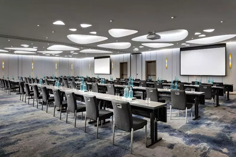 ホテル Jw Marriott Edmonton Ice District