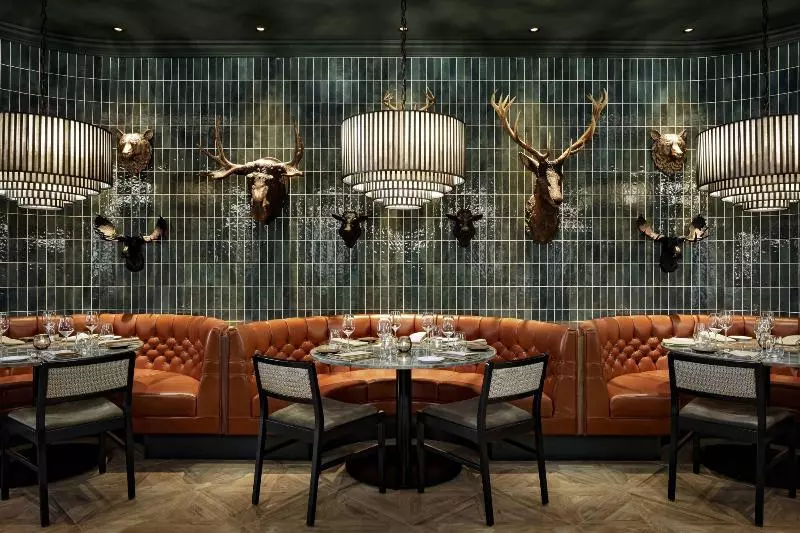 ホテル Jw Marriott Edmonton Ice District