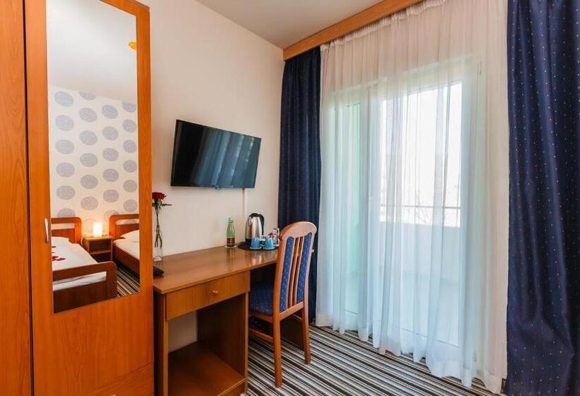 酒店 Airport Rooms Manufaktura