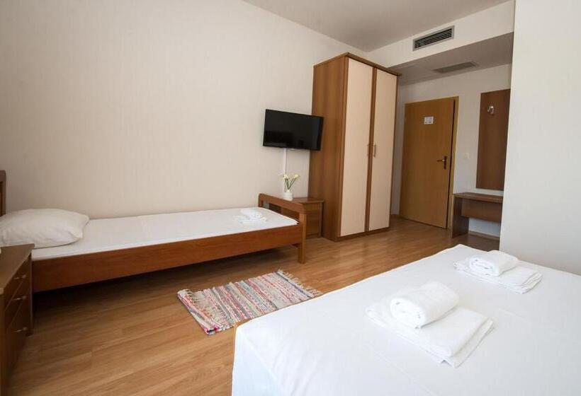 酒店 Airport Rooms Manufaktura