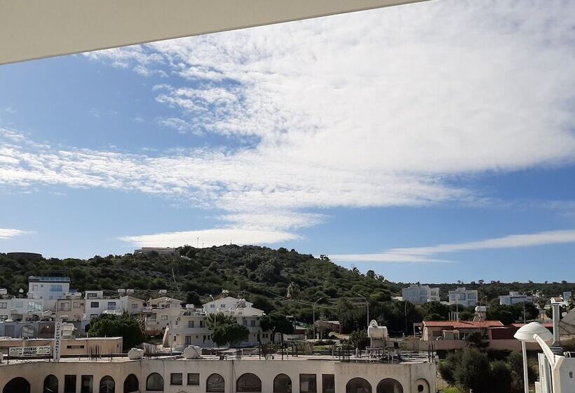 فندق Protaras Plaza