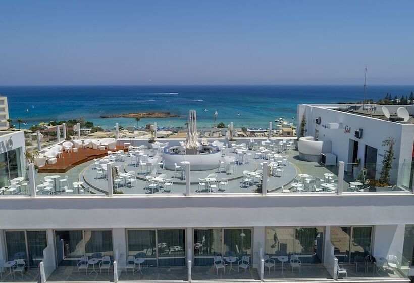 فندق Protaras Plaza