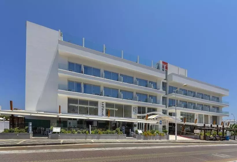 Hotel Protaras Plaza