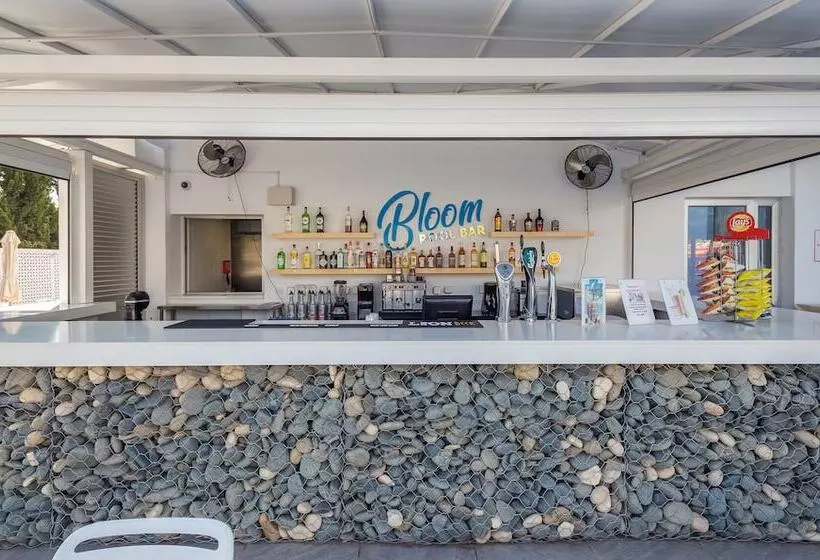 Hotel Protaras Plaza