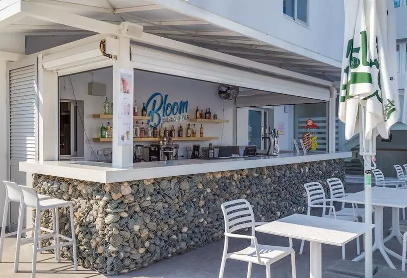 Hotel Protaras Plaza