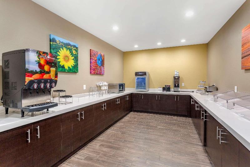 Garner Hotel Clarksville Northeast By Ihg