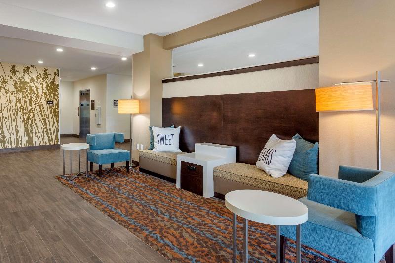 Garner Hotel Clarksville Northeast By Ihg