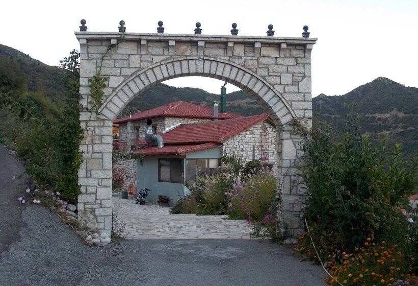 Hôtel Spitakia Ifigenias