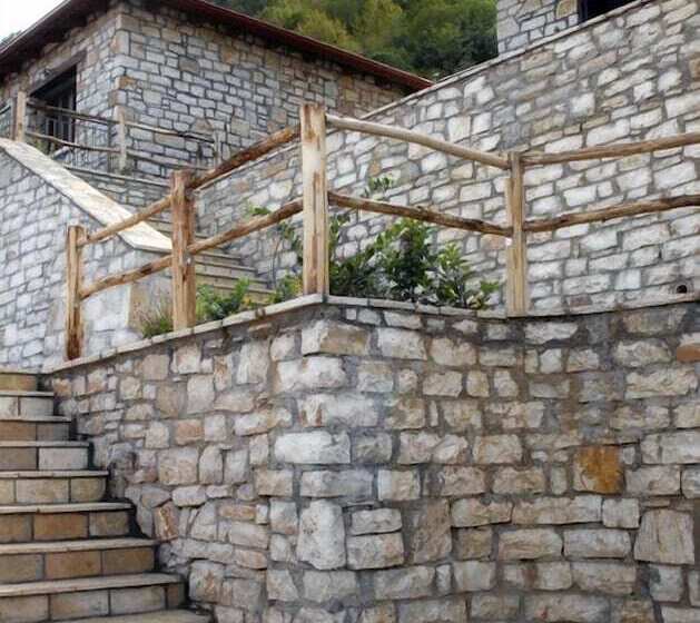 Hôtel Spitakia Ifigenias