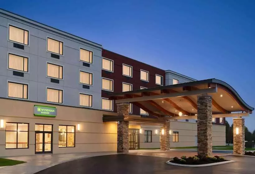 ホテル Wyndham Garden State College