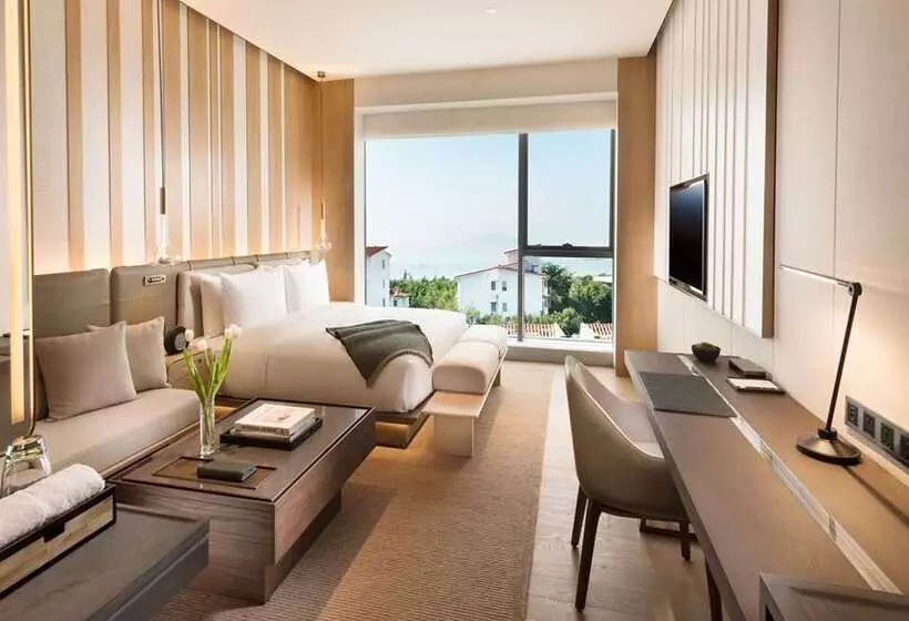 Joyze Hotel Xiamen, Curio Collection By Hilton