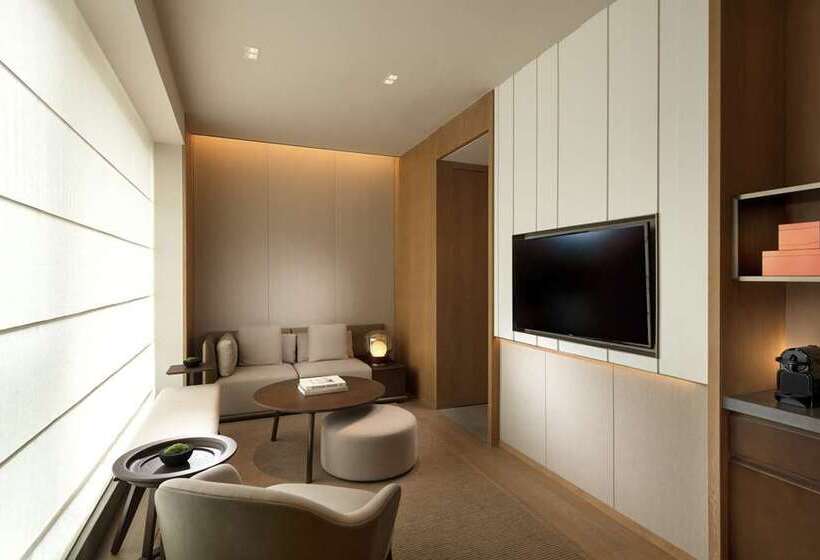 Joyze Hotel Xiamen, Curio Collection By Hilton