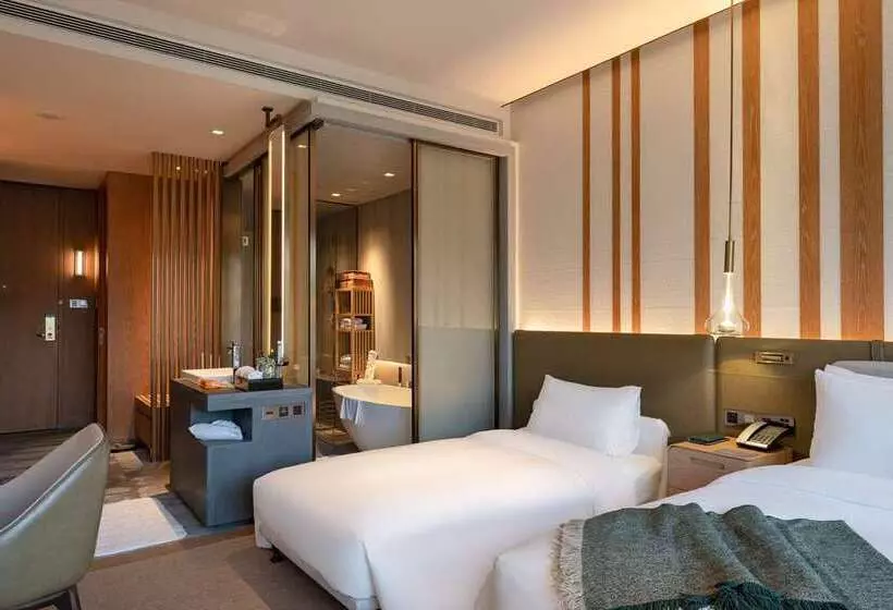 Joyze Hotel Xiamen, Curio Collection By Hilton