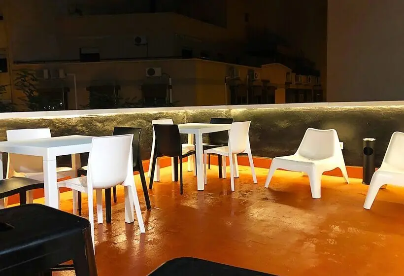 تختخواب و صبحانه BF Rooms Almeria Centro